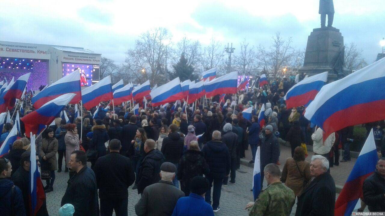 Митинг-концерт в Севастополе в честь годовщины референдума