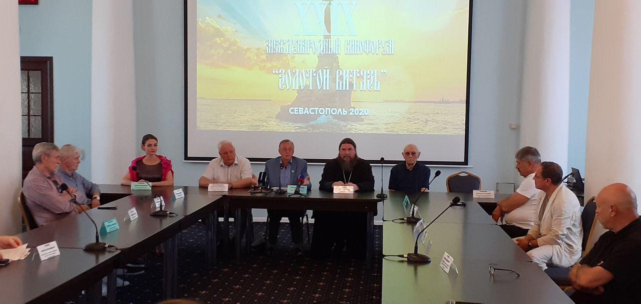 Пресс-конференция, посвященная открытию кинофорума в Севастополе