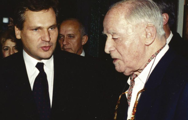Встреча Гедройца и президента Польши Александра Квасьневского. Париж. 1996