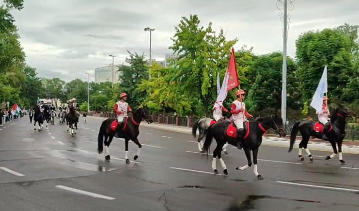 Конный парад в Ташкенте