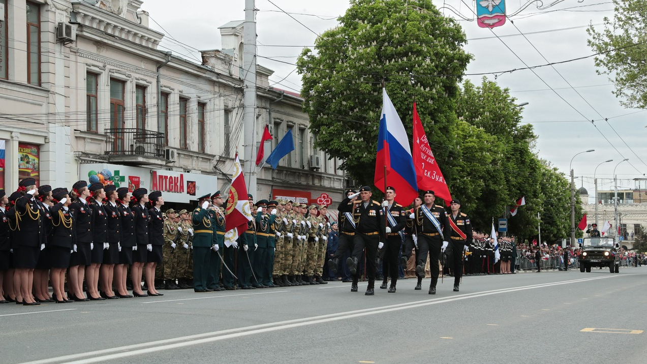 Парад в Симферополе