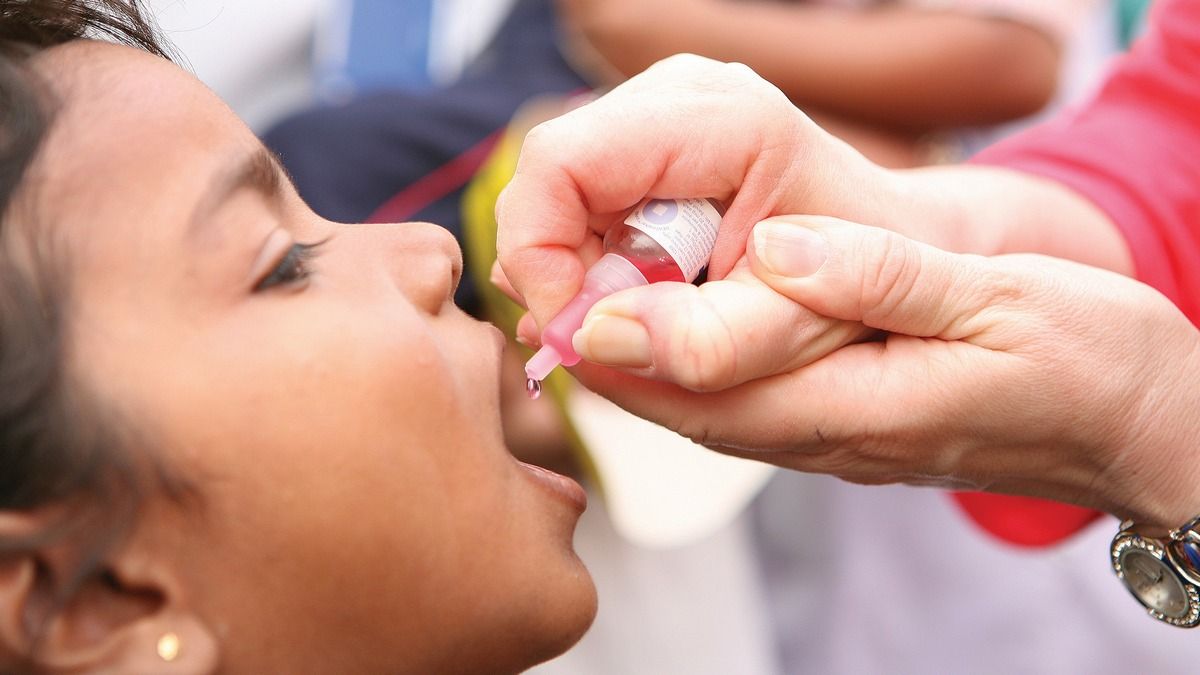 В Египте провели кампанию по вакцинации детей от полиомиелита