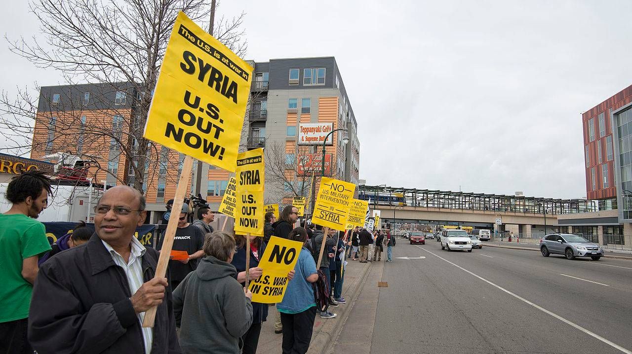 Протесты американцев против агрессии в Сирии