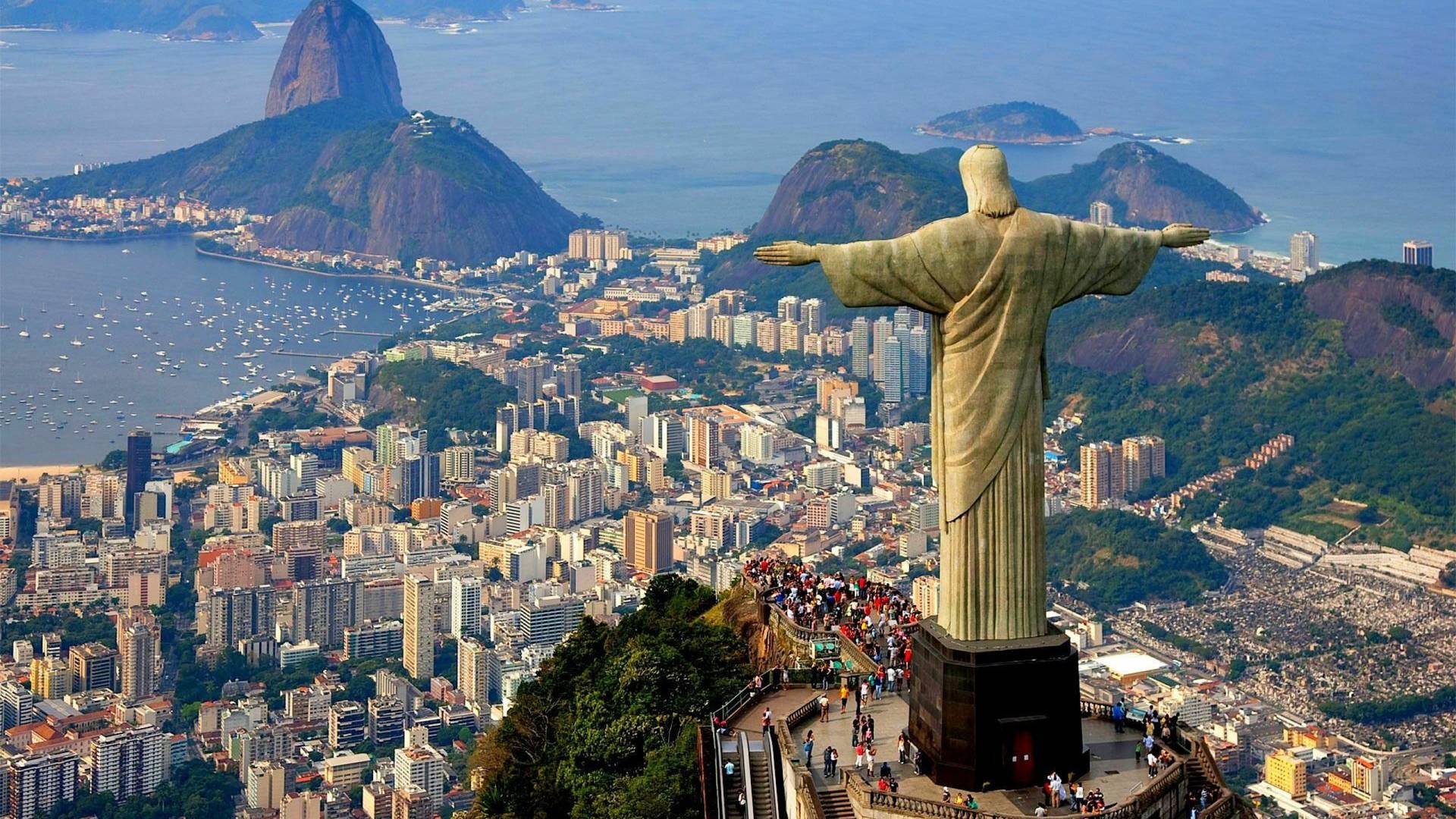 Статуя Христа-Искупителя в городе Рио-де-Жанейро