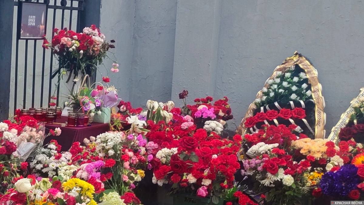 Мемориал в память о погибших от вражеского удара 22 июня 2026 года, Воронеж, 29.06.2026
