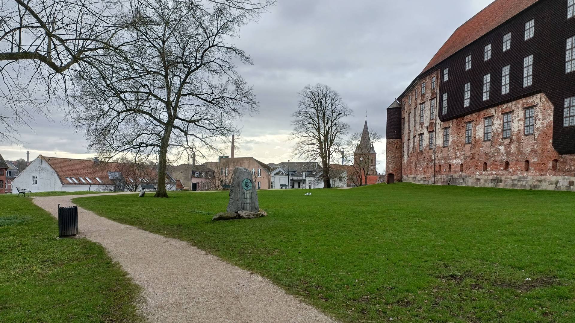 Дорожка вдоль Колдингхуса. Германия