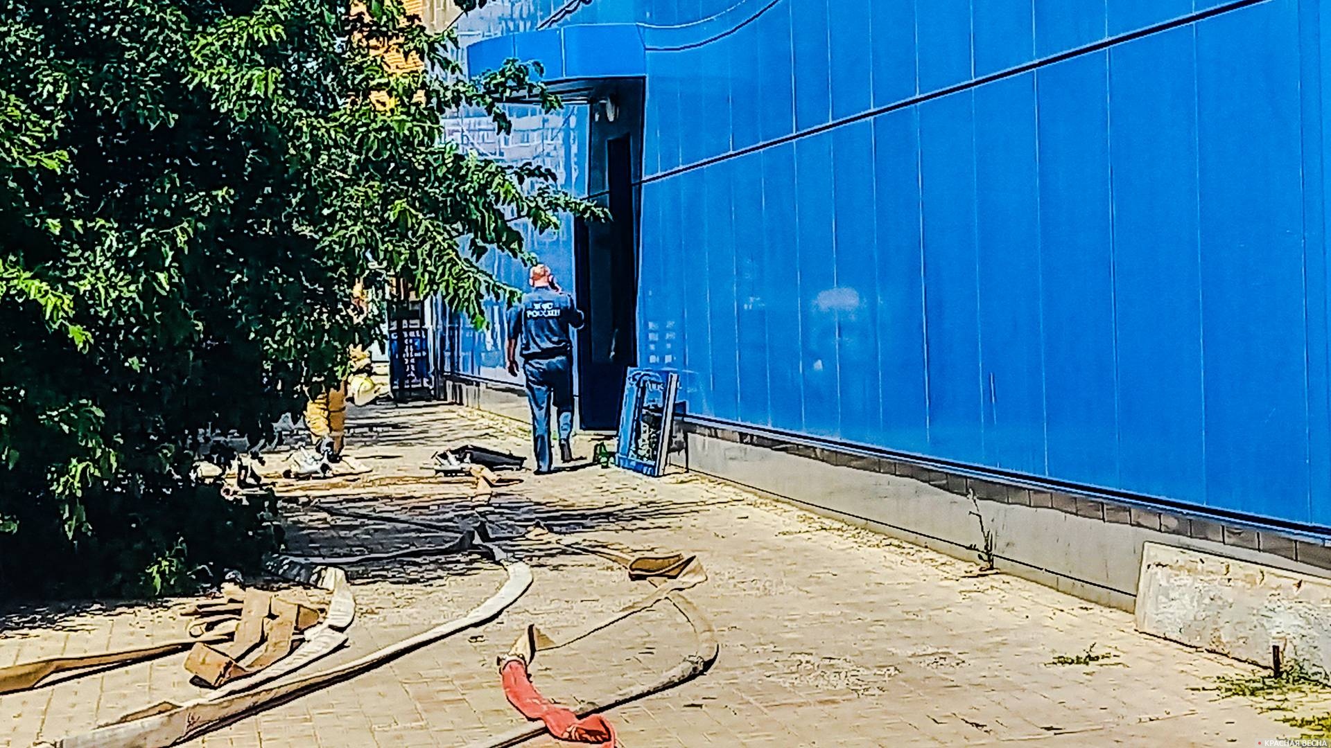 Выбитые двери